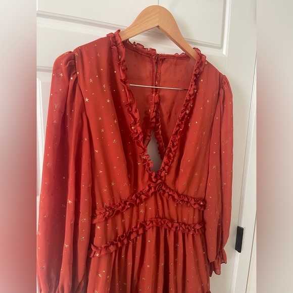 Ruffled V-Neck Dress | Amazon | Burnt Orange | M - Picture 5 of 12